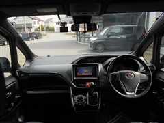 ヴォクシー ZS キラメキ3 4WD