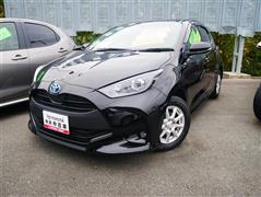 ヤリス ハイブリッド X