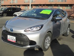 トヨタ アクア X