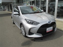 ヤリス ハイブリッド X