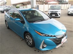 プリウスPHV A