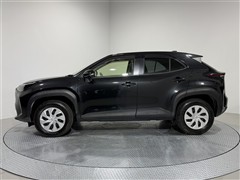 ヤリスクロス X