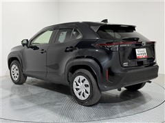 ヤリスクロス X