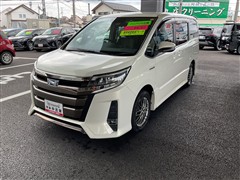 トヨタ ノア HEV SI