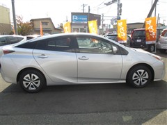 プリウス S セーフティプラス