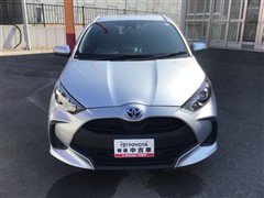 ヤリス ハイブリッド X