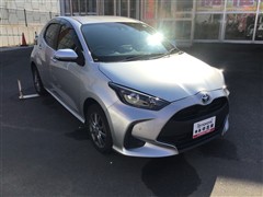 ヤリス ハイブリッド X