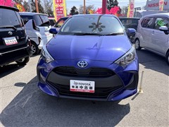 ヤリス ハイブリッド X