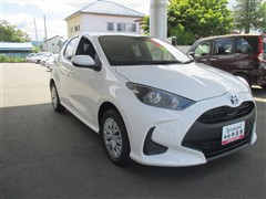 ヤリス ハイブリッド X