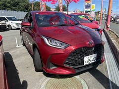 ヤリス ハイブリッド G