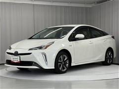 トヨタ プリウス S ツリセレ 4WD