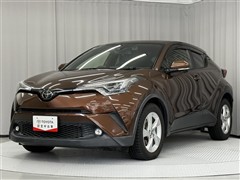 トヨタ C-HR S T LEDパケ 4WD