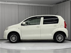 パッソ X 4WD