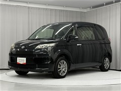 トヨタ スペイド F 4WD