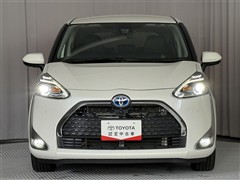 シエンタ HEV G クエロ