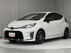 アクア GR スポーツ