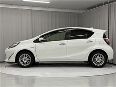 アクア Sスタイルブラック