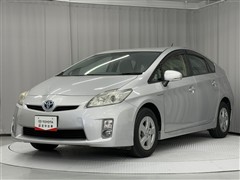 トヨタ プリウス S