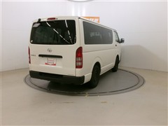 ハイエースバン DX