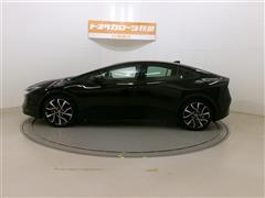 プリウスPHV Z