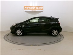 アクア S スタイルブラック