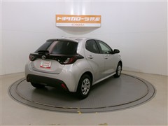 ヤリス X