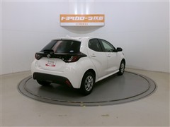 ヤリス X