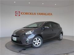 トヨタ　アクア G