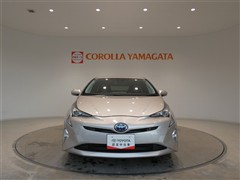 プリウス Sセーフティープラス4WD