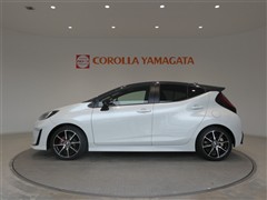 アクア GR スポーツ