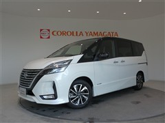 セレナ ハイウェイスター V 8ニンノリ