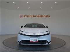 プリウス Z E-Four