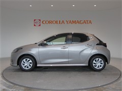 ヤリス X