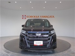 ノア X 4WD 8ニンノリ