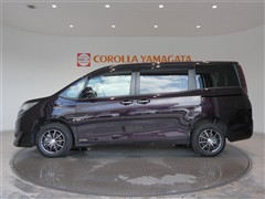 ノア X 4WD 8ニンノリ