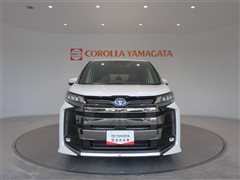 ノア HEV S-Z 7ニンノリ
