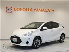 トヨタ　アクア G