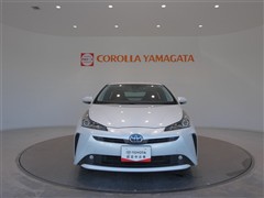 プリウス A