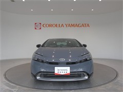 プリウス Z E-Four