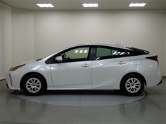 プリウス Sセーフテイープラス2