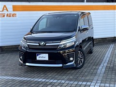 トヨタ　ヴォクシー ZSキラメキ2