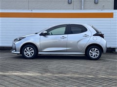 ヤリス X