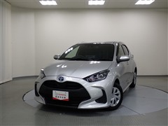 ヤリス ハイブリッド X