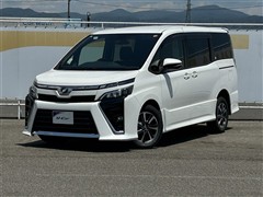 トヨタ ヴォクシー ZS