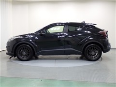 C-HR S LEDエディション