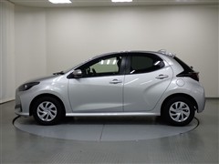 ヤリス ハイブリッド X