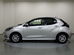 ヤリス ハイブリッド G