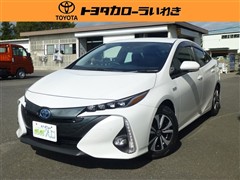 トヨタ　プリウスPHEV A