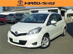 トヨタ ヴィッツ F