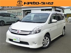 トヨタ　アイシス プラタナ